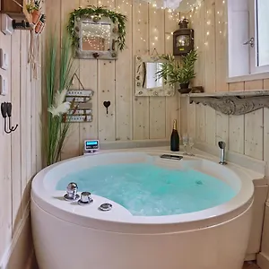 appartement-aix-centre-historique-sauna-jacuzzi-balno-privatif.fr-provencehotel.com/