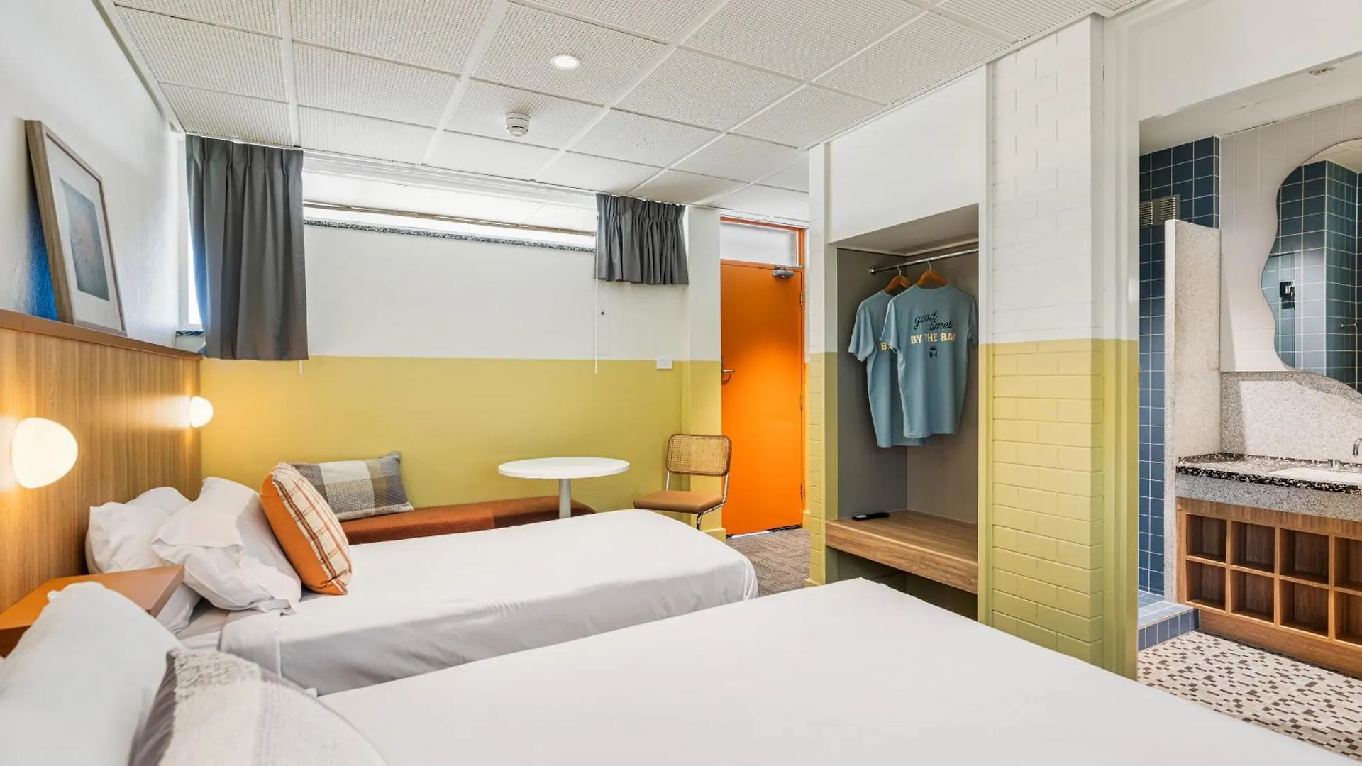 ***  Brighton Hotel Shorncliffe Australia